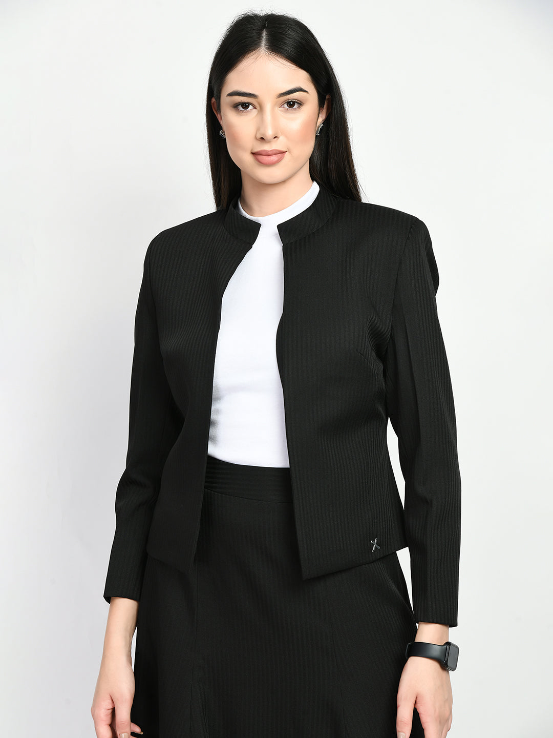 Power Striped Mandarin Collar Short Blazer (Black)