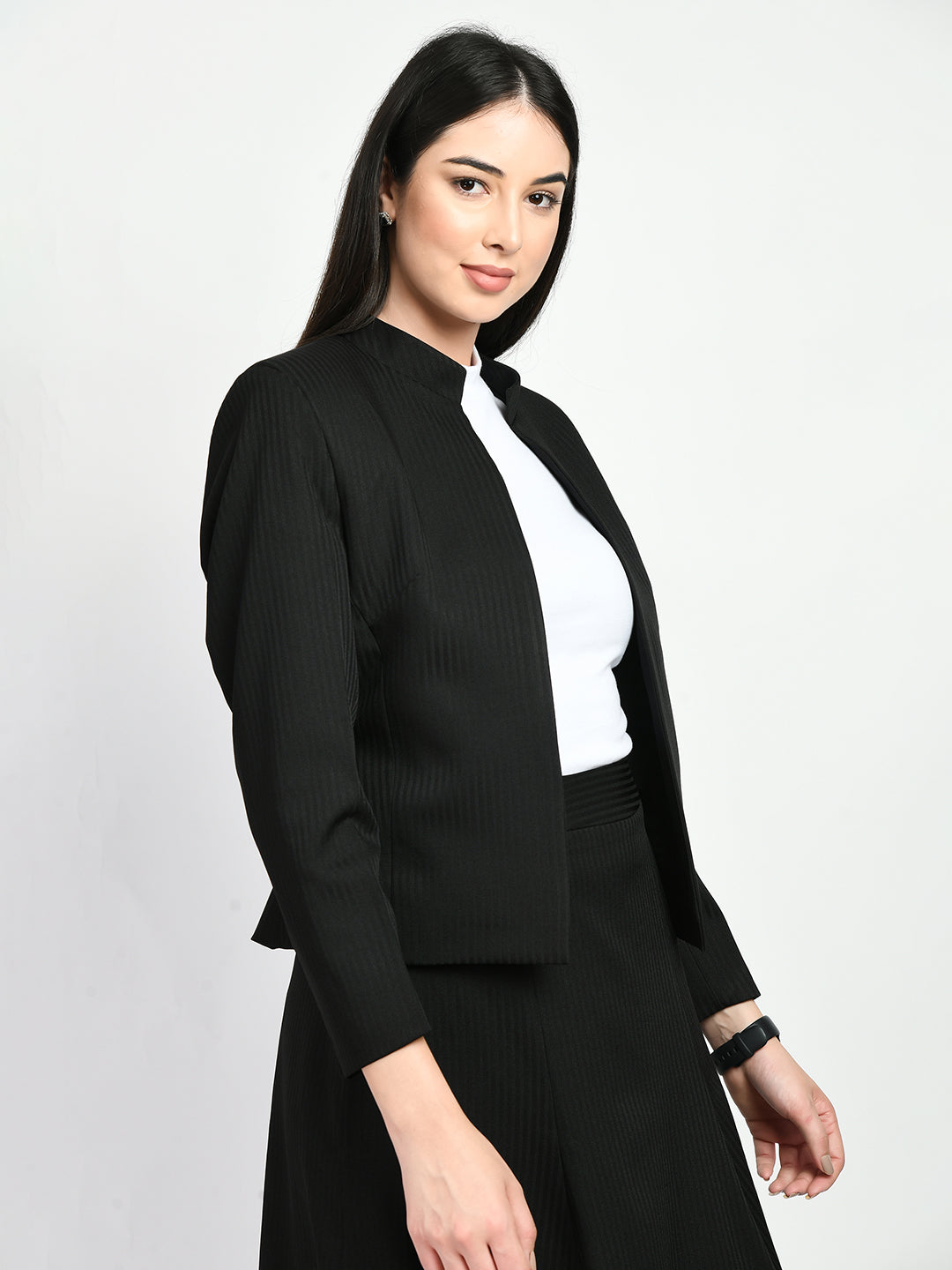 Power Striped Mandarin Collar Short Blazer (Black)