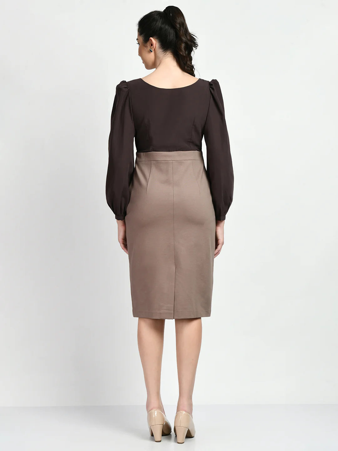 Style Colour Blocked Sheath Dress (Camel Beige + Coffee Brown)