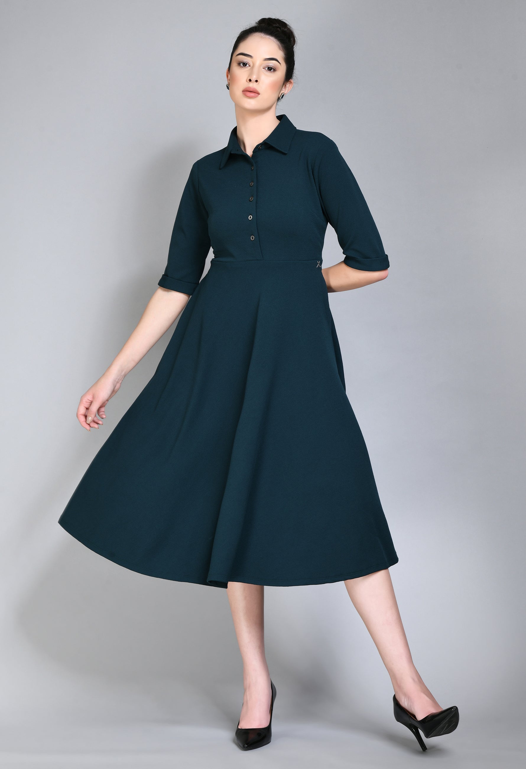 Serenity Fit and Flared Shirt Midi Dress (Emerald Green)