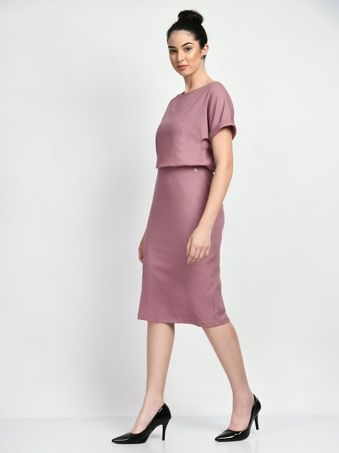 Enigma Ribbed Blouson Dress (Dusty Pink)