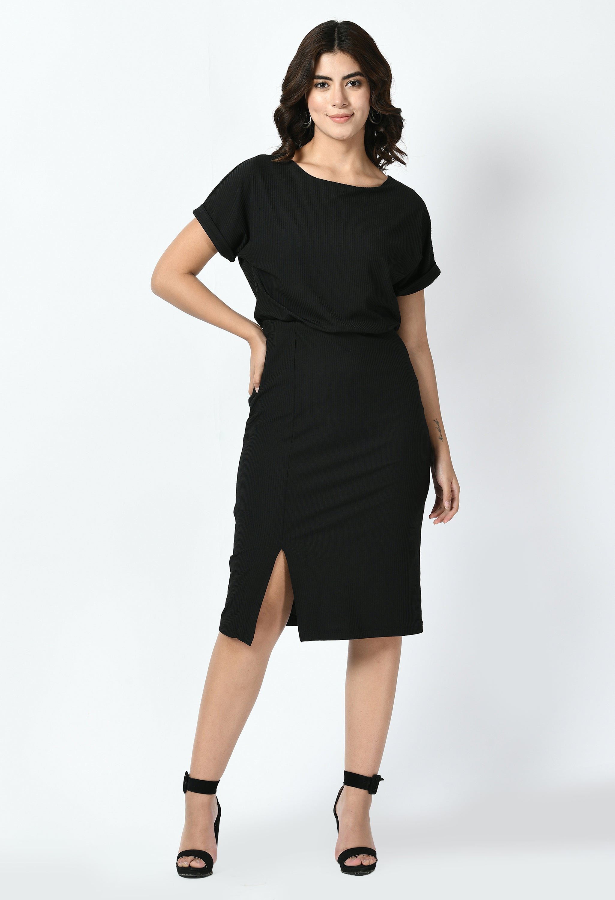 Enigma Ribbed Blouson Dress (Black)