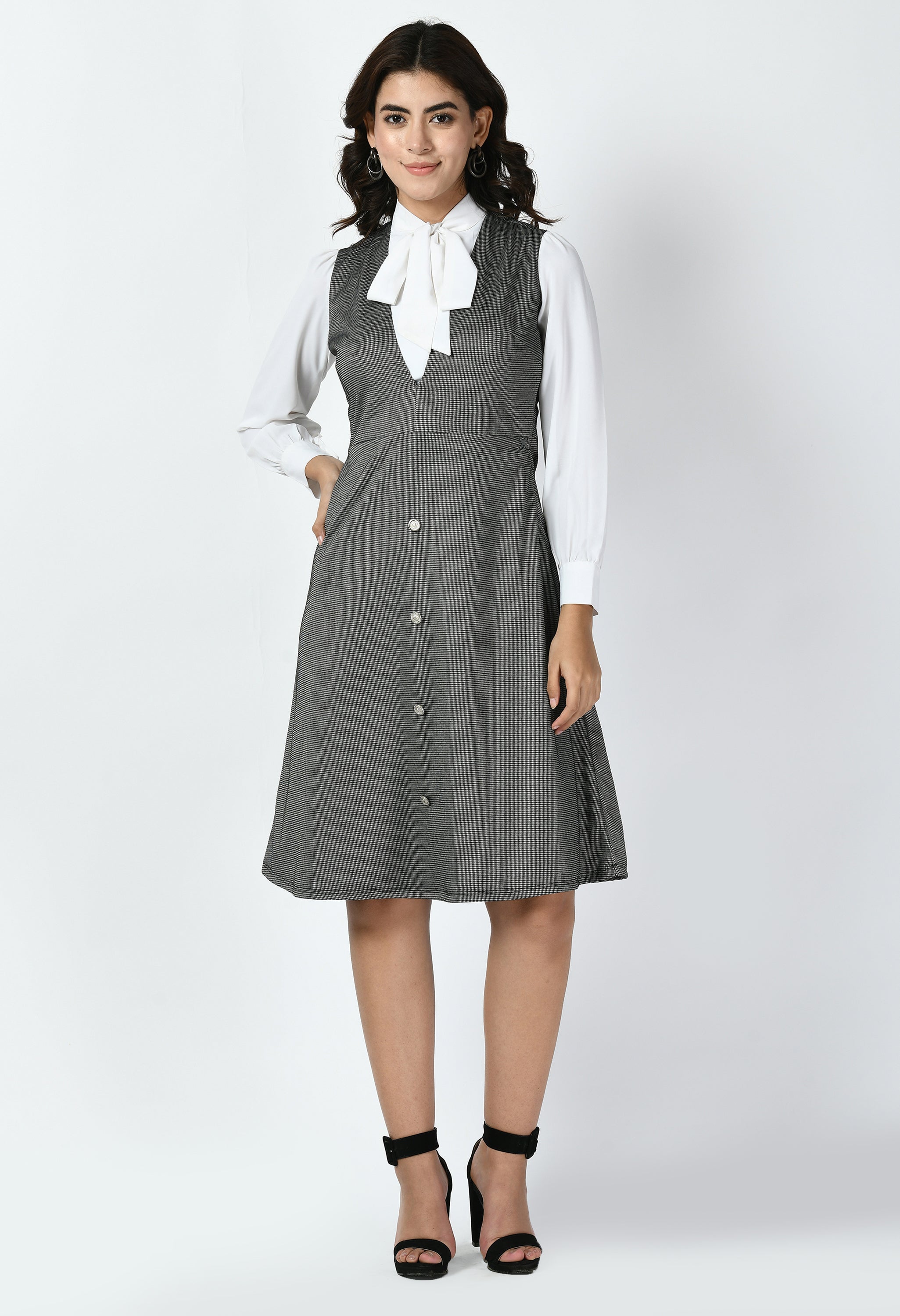 Vertex Tie-up Pinafore Dress (Charcoal Black)