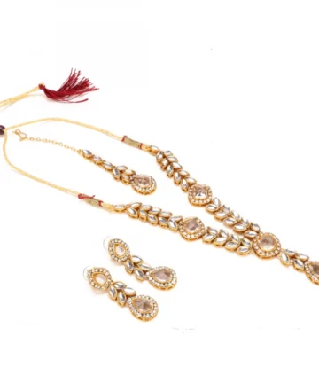 Gold Plated Traditional Kundan Necklace Set with Earrings and Maang Tikka